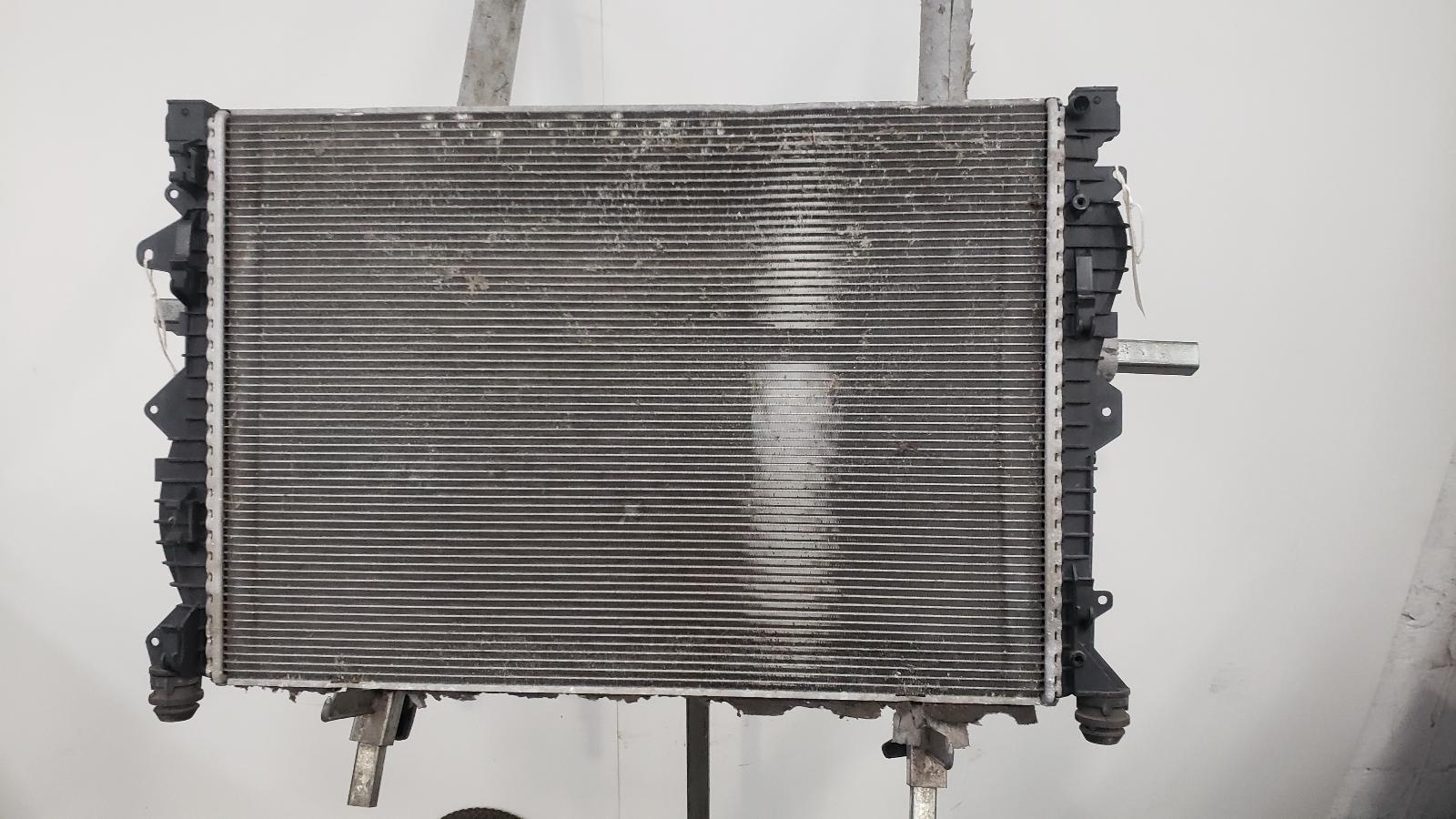 View Auto part Radiator Land Rover Discovery Sport 2018