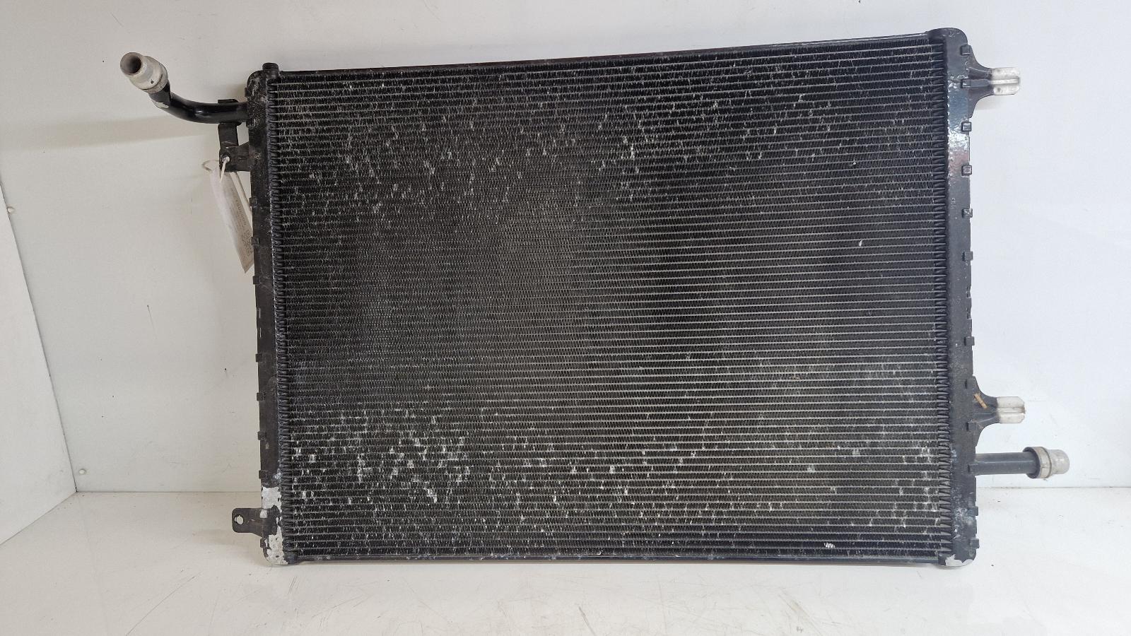 View Auto part Radiator Land Rover Discovery Sport 2018