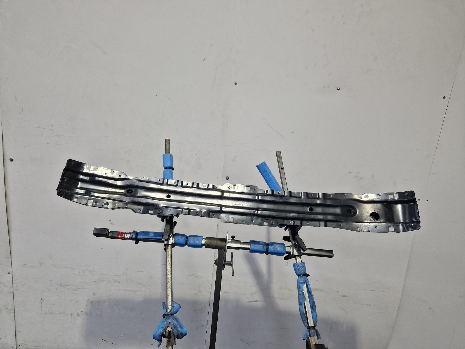 Front Bumper Reinforcement Sandero Stepway Dacia 2021