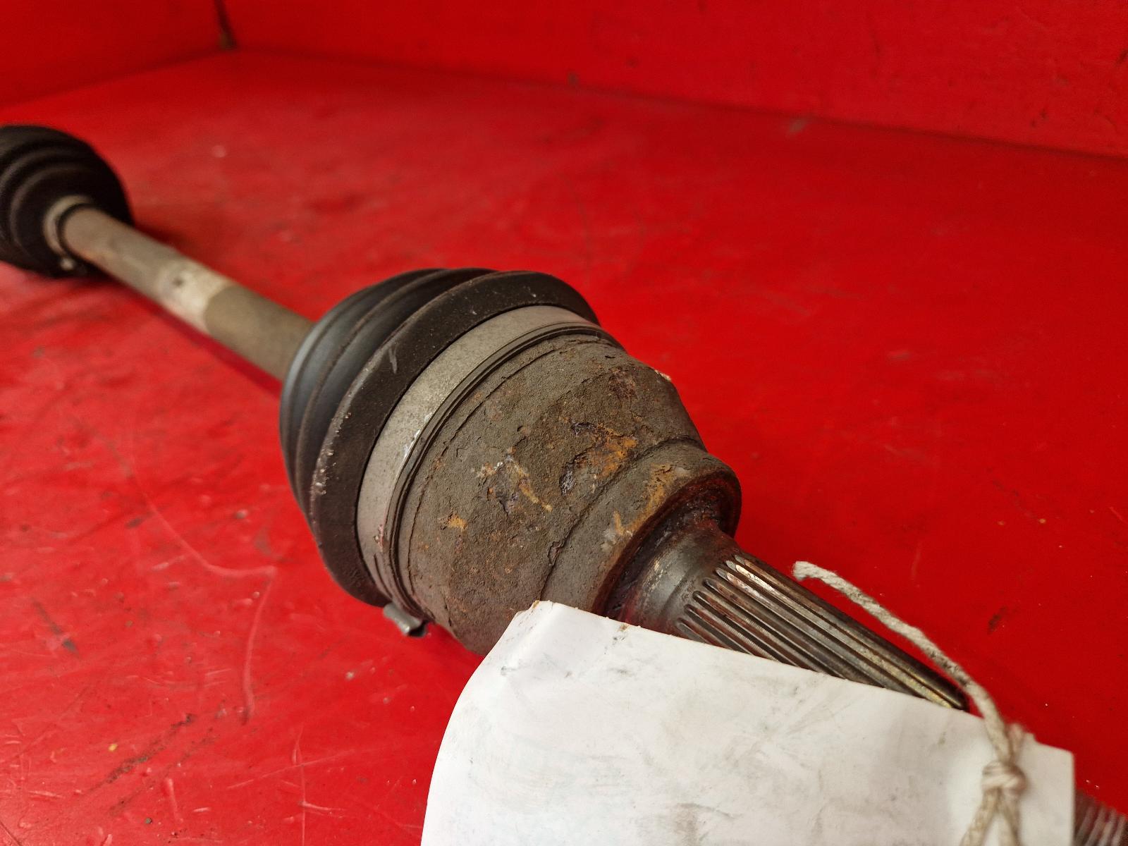 Left Driveshaft Juke Nissan 2015