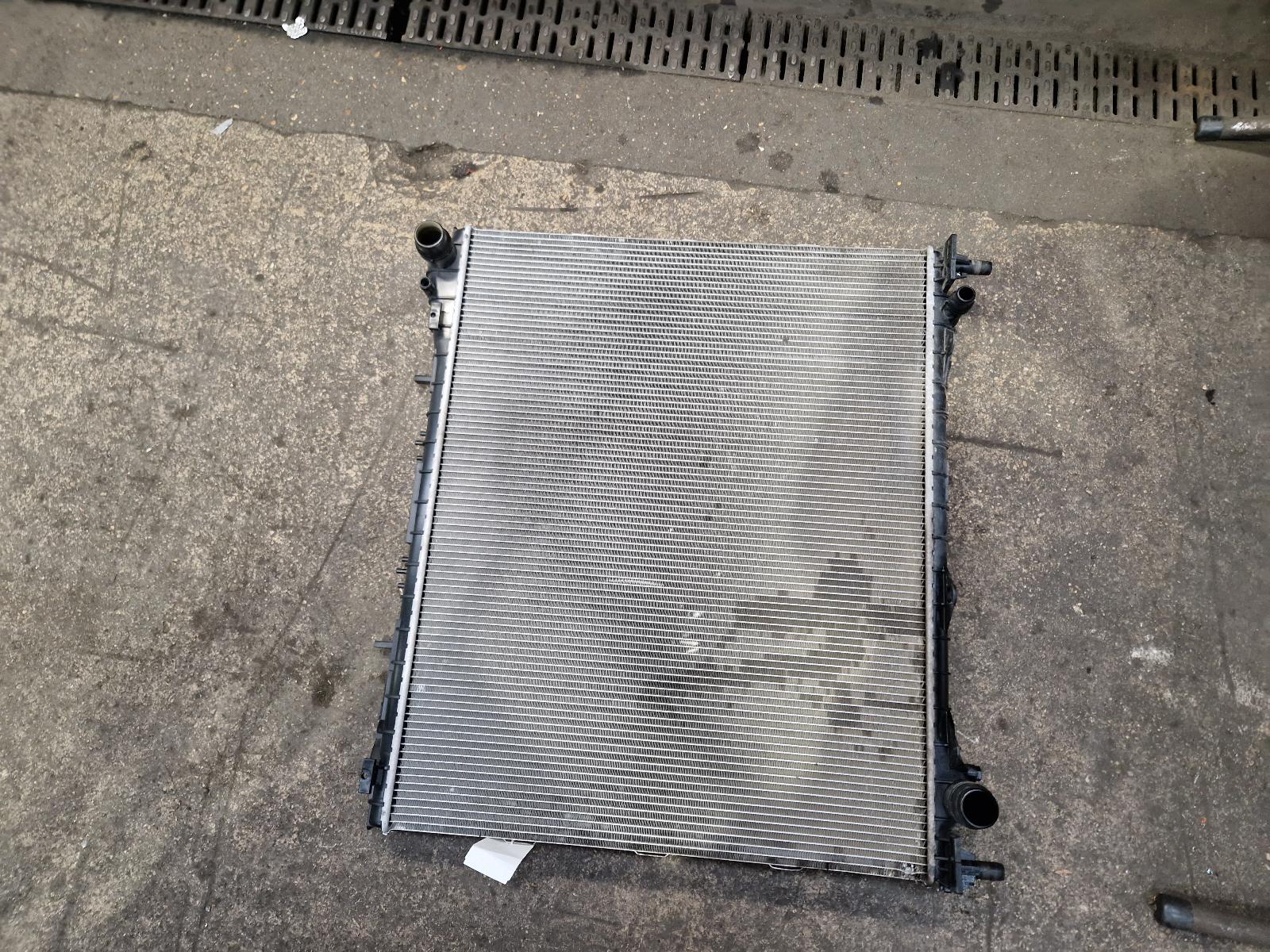 View Auto part Radiator Land Rover Range Rover Sport 2018