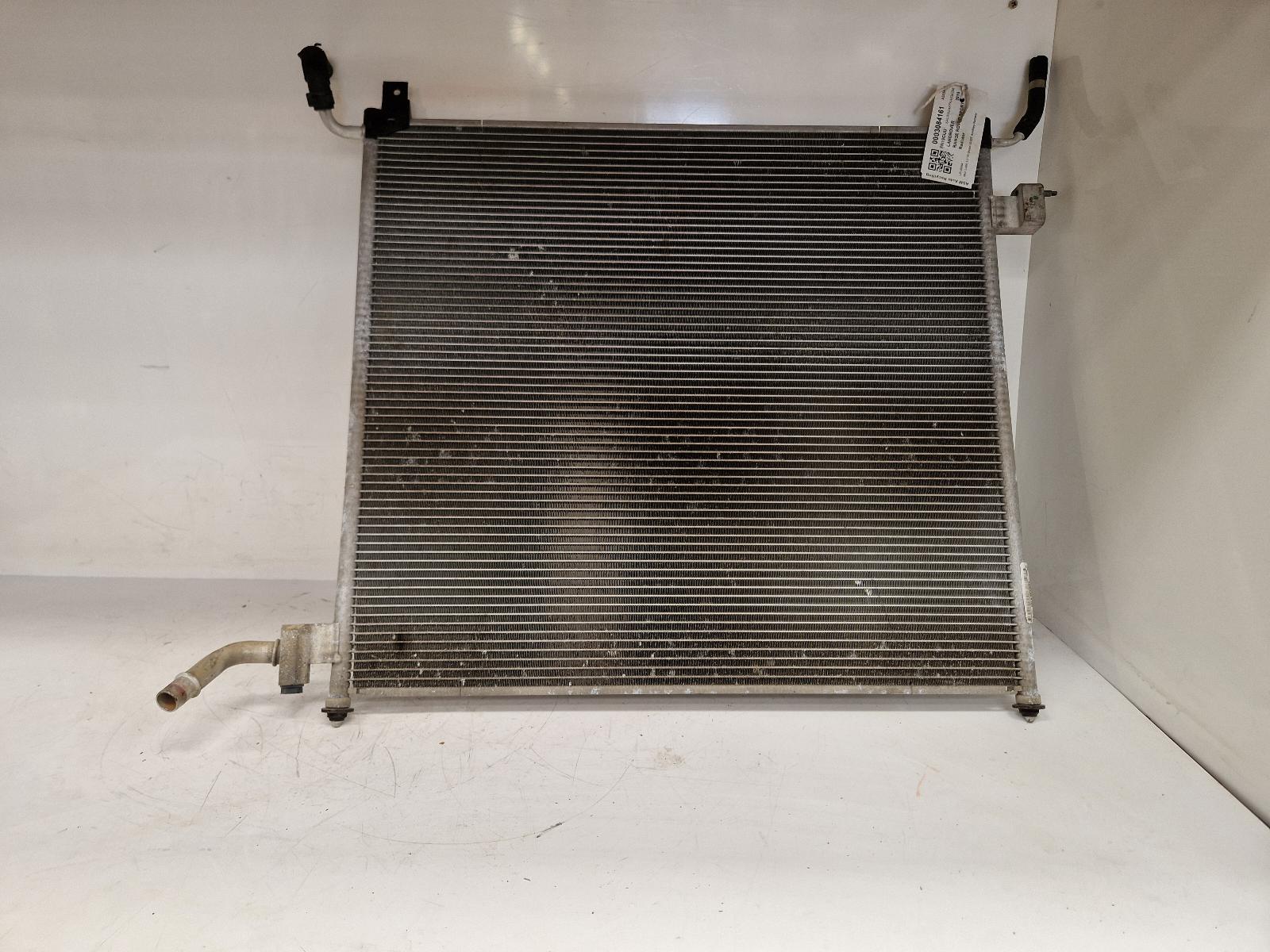 View Auto part Radiator Land Rover Range Rover Sport 2019