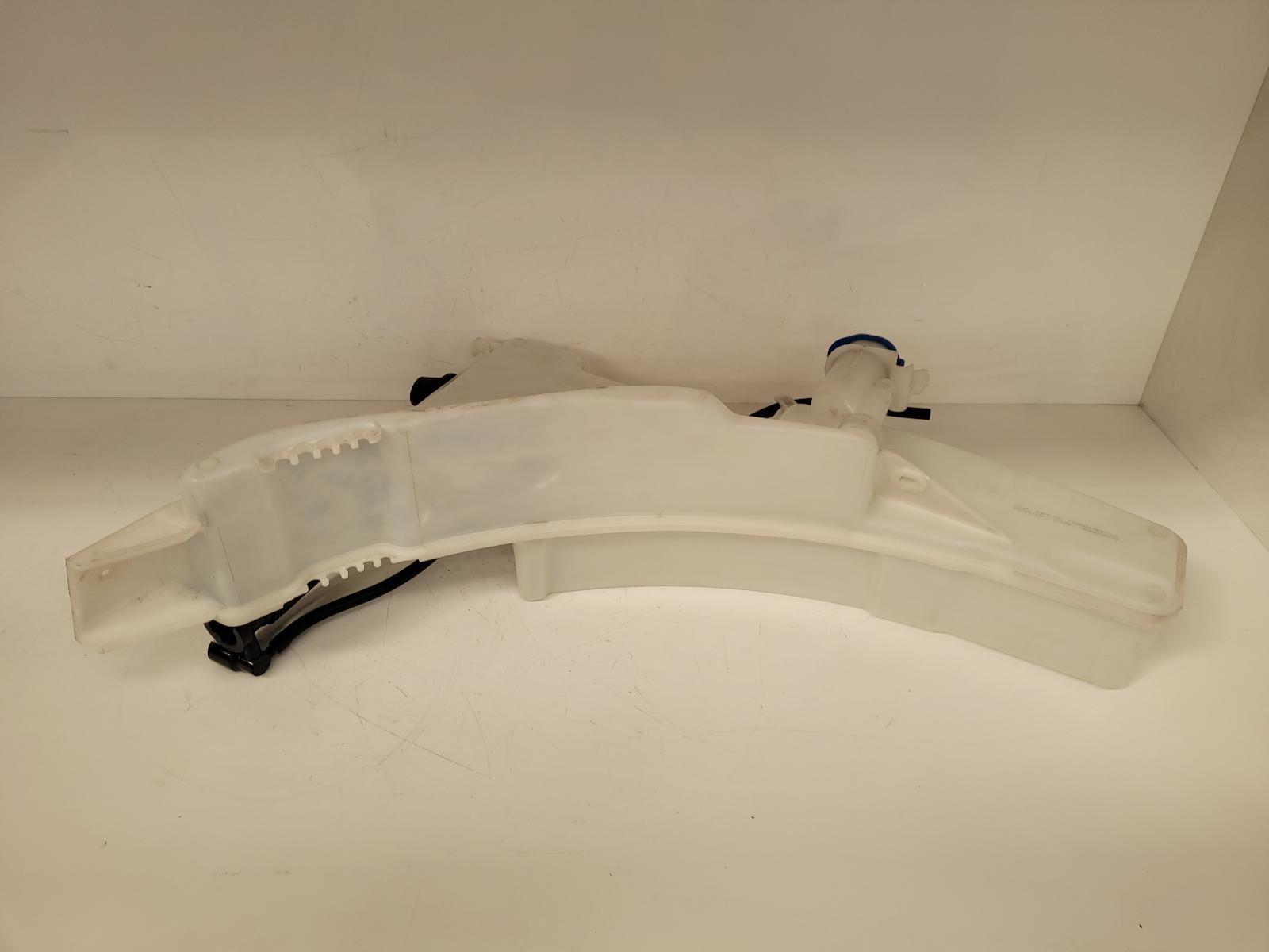 View Auto part Washer Bottle Land Rover Range Rover Evoque 2019