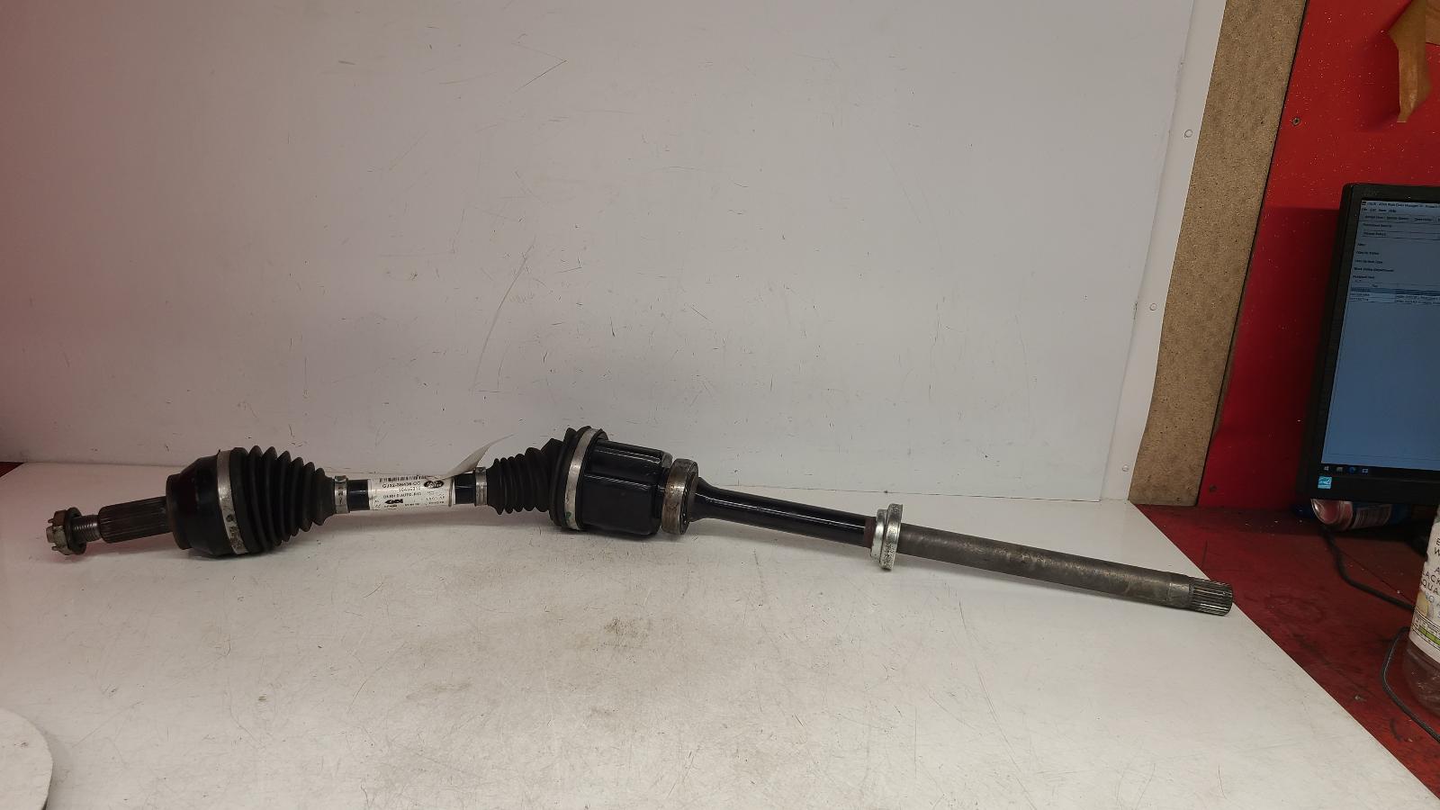 View Auto part Right Driveshaft Jaguar E Pace 2020