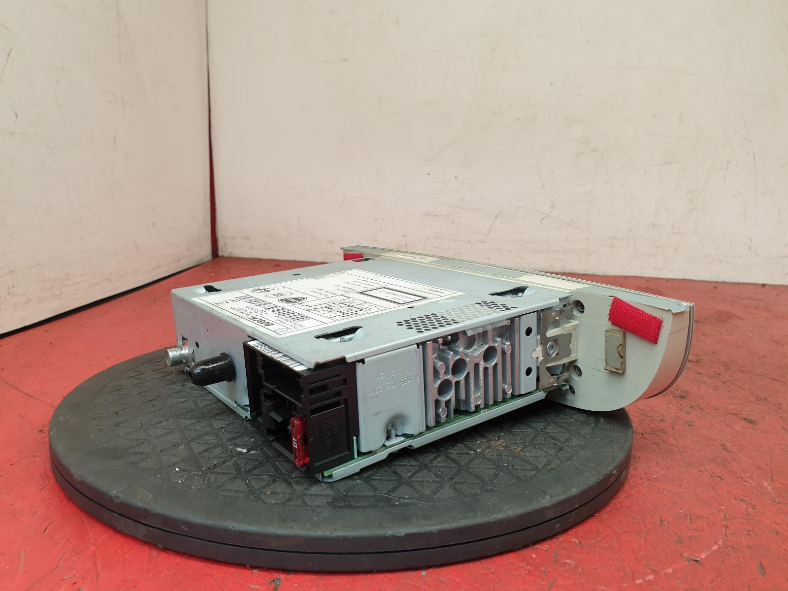 View Auto part A/V Equipment Fiat 500 2011