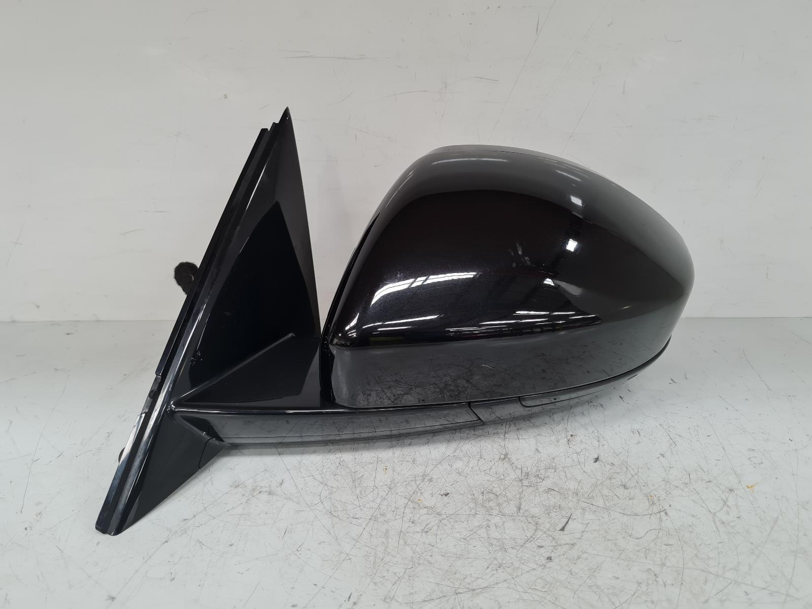View Auto part L Door Mirror Jaguar E Pace 2022