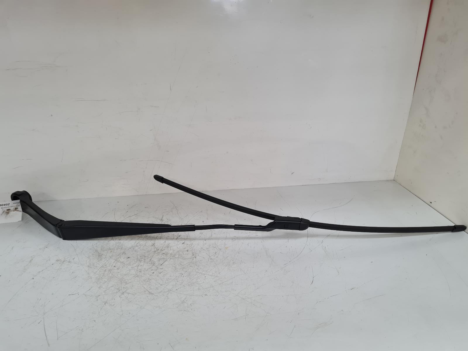 View Auto part Wiper Arm Jaguar E Pace 2022