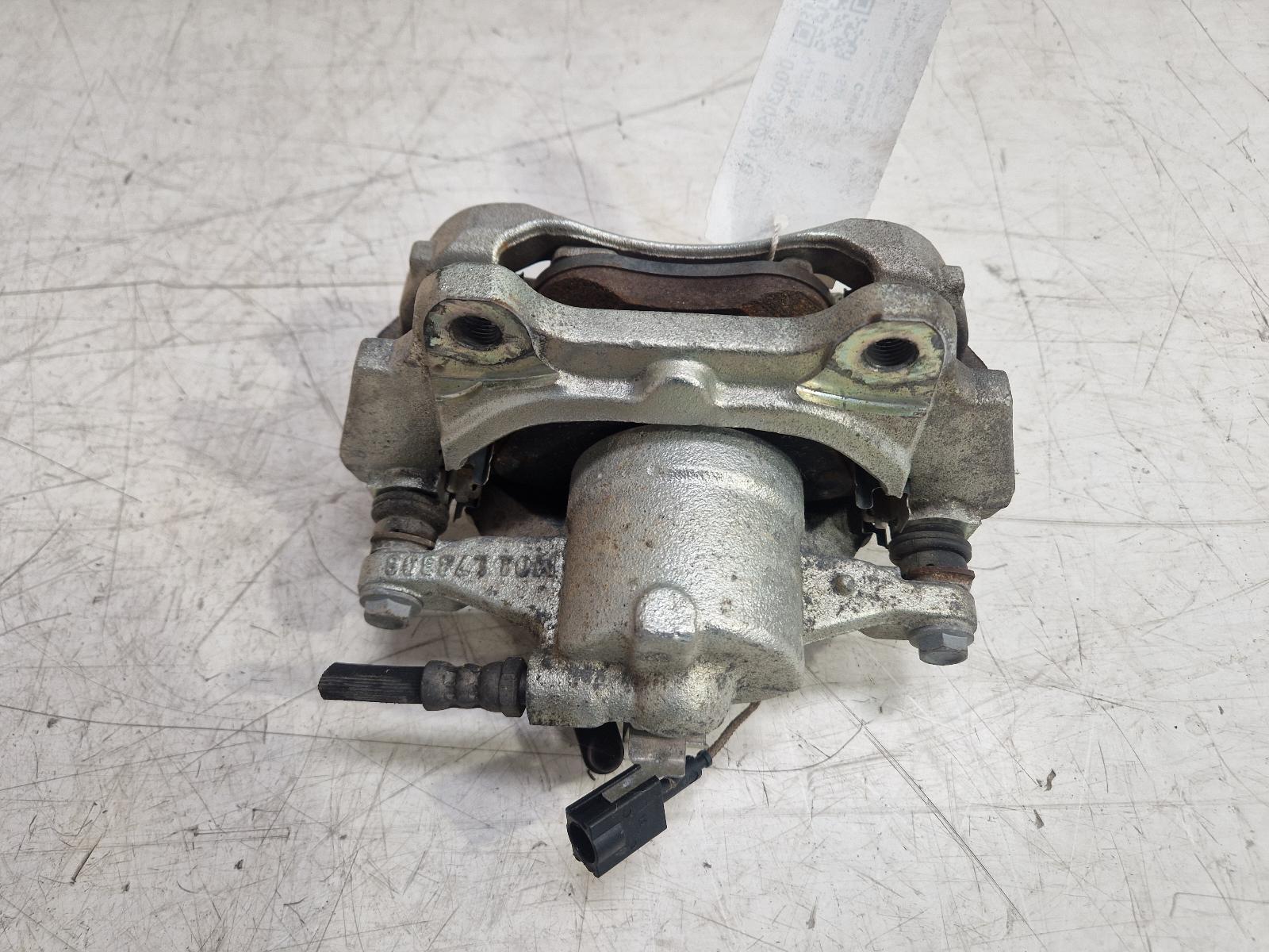View Auto part Caliper Fiat 500 2022