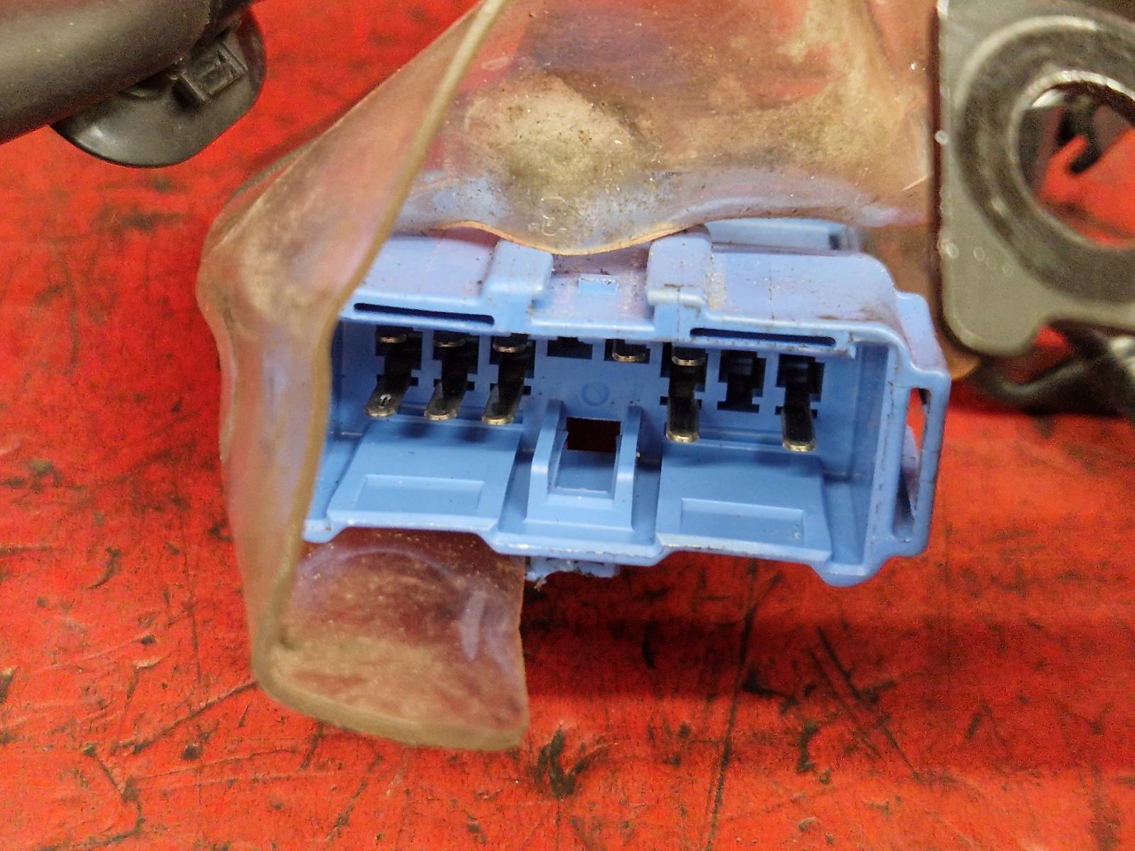 View Auto part LH Switch Gear Honda Vfr 800f 2019