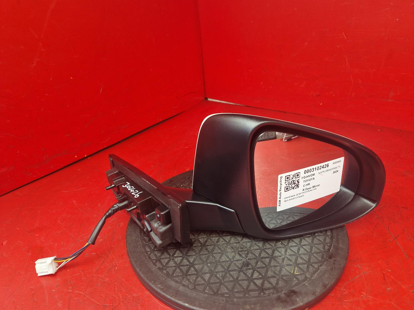 View Auto part R Door Mirror Toyota C-hr 2024
