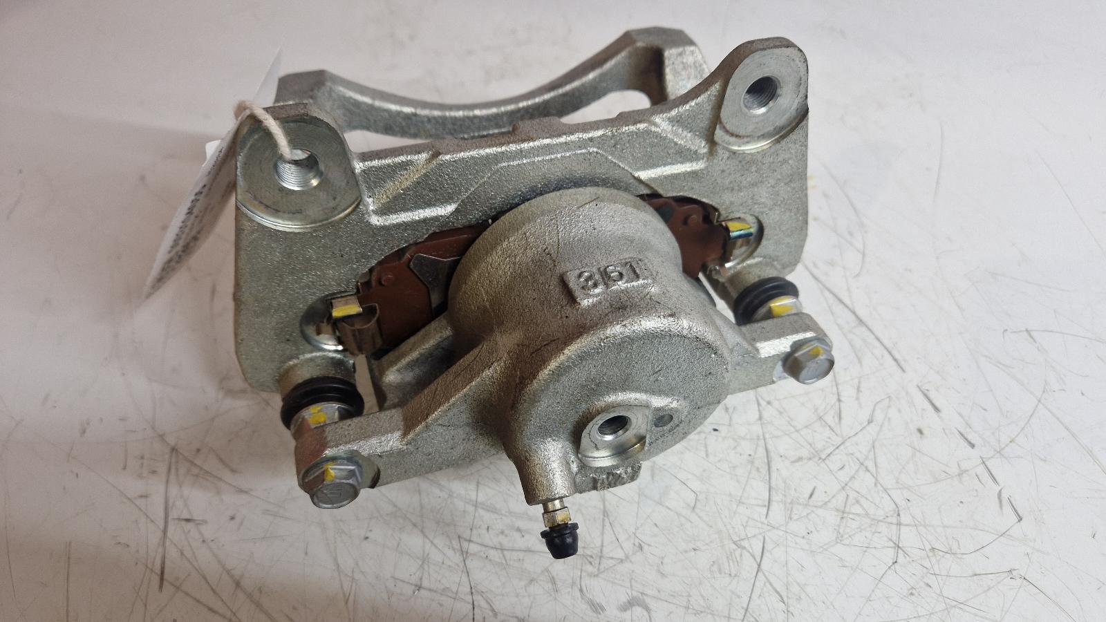 View Auto part Caliper Lexus Ux 2024