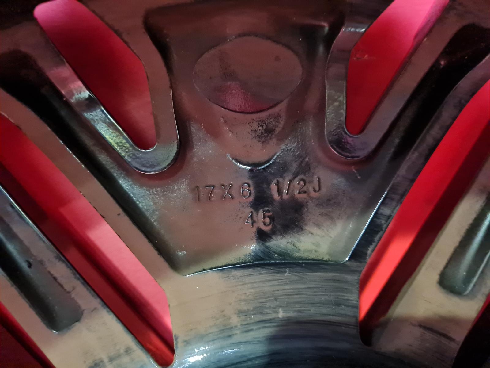 View Auto part Wheel Nissan Leaf 2023