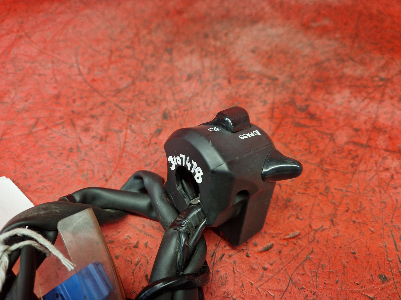 View Auto part LH Switch Gear Honda Vfr 800f 2018
