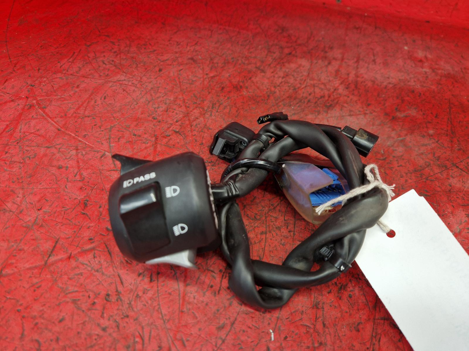 View Auto part LH Switch Gear Honda Vfr 800f 2018
