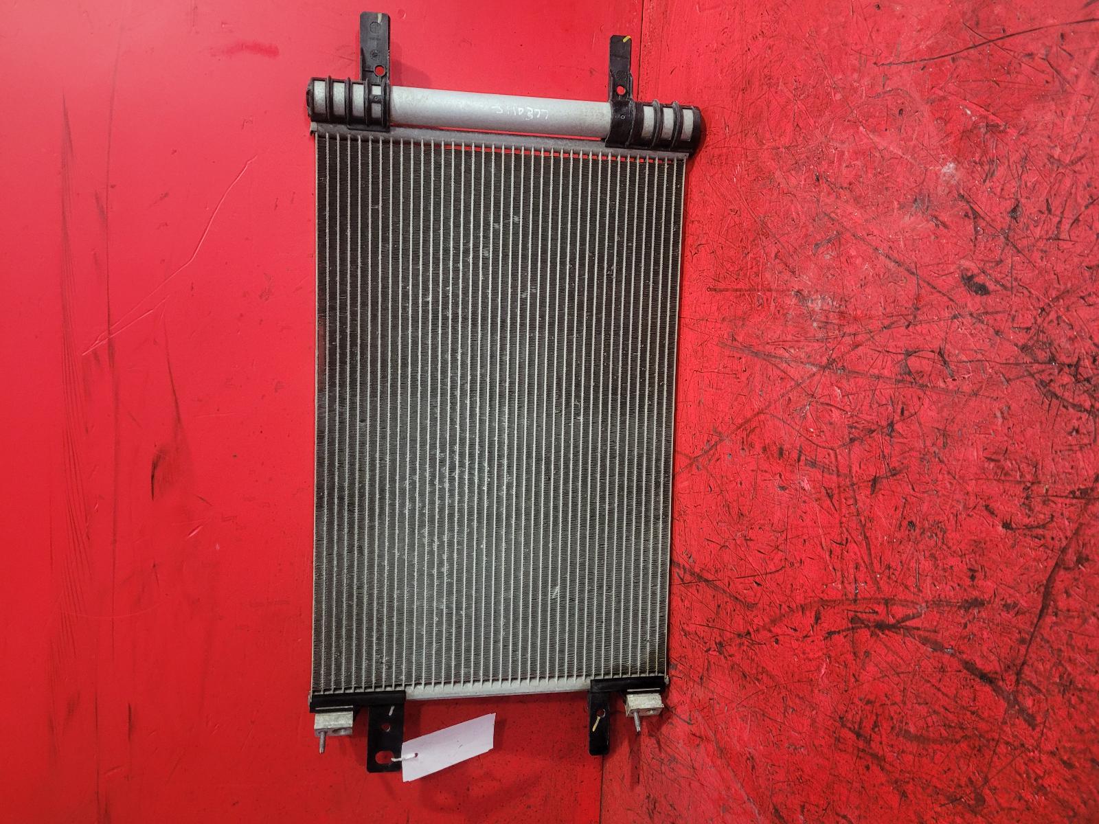 View Auto part Condenser Toyota Proace 2021