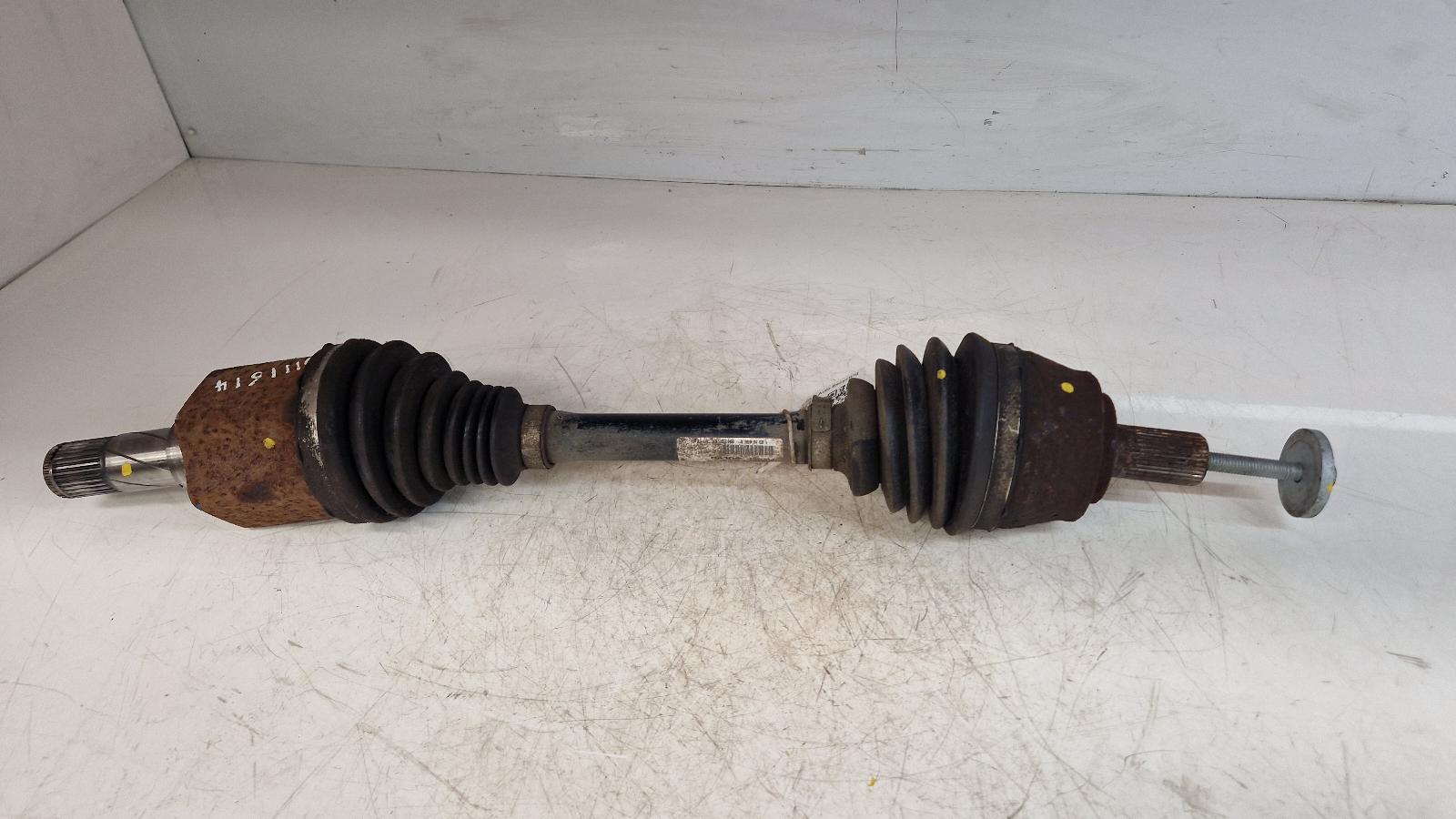 View Auto part Left Driveshaft Volvo V40 2016