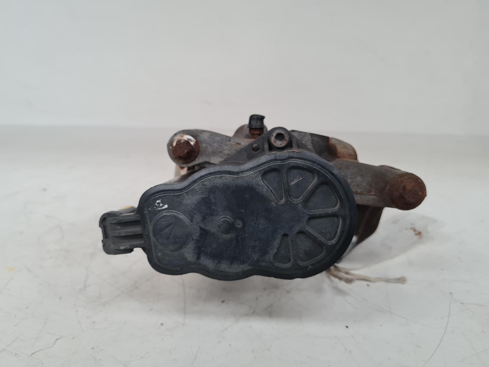 View Auto part Caliper Peugeot 208 2021