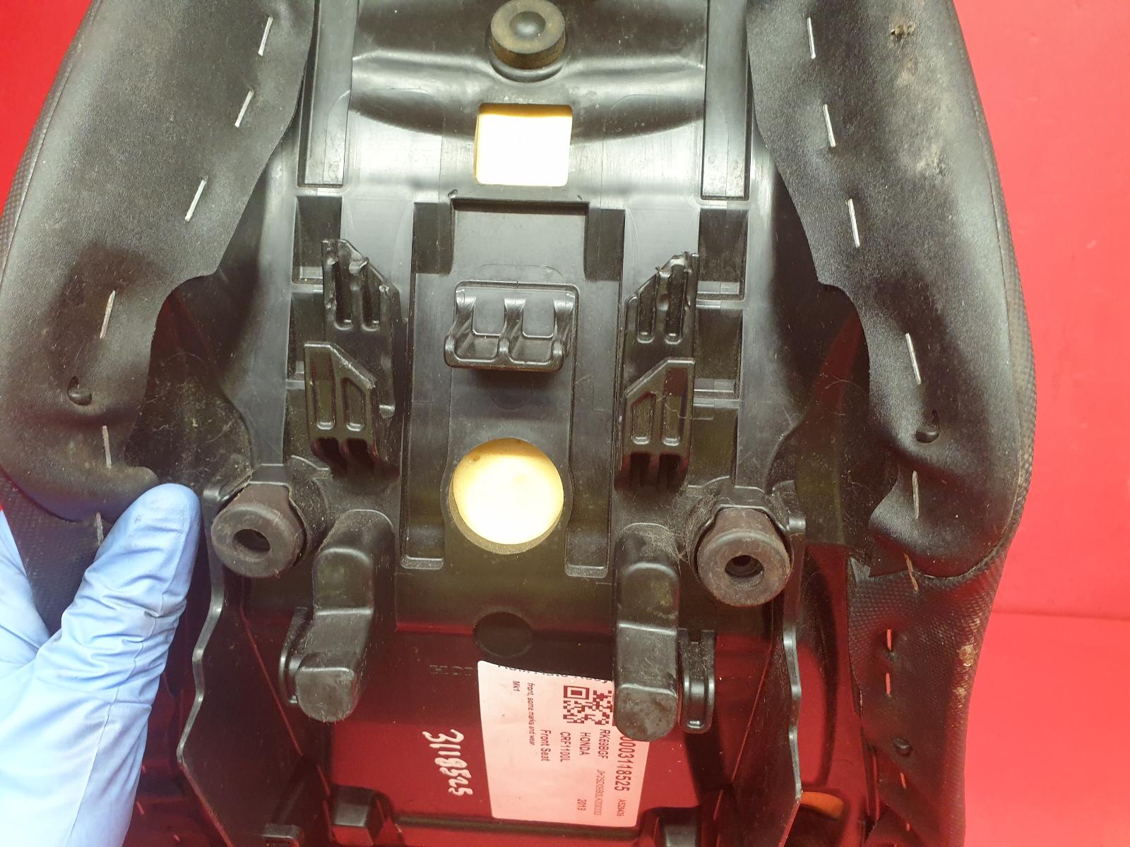2019 Honda Crf1100l Front Seat View Auto part Front Seat Honda Crf1100l 2019