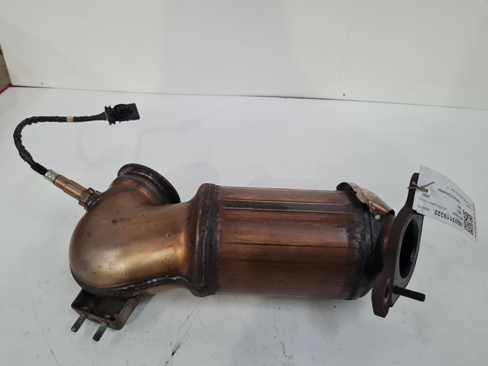 View Auto part Catalytic Converter Mg Hs 2021