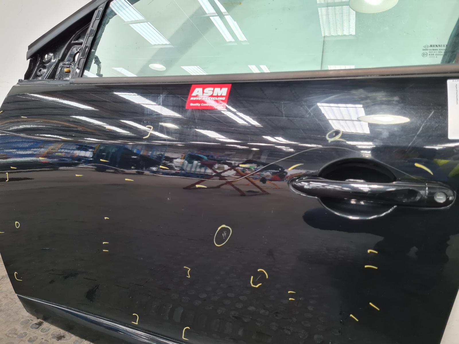 View Auto part L Front Door Renault Megane 2013