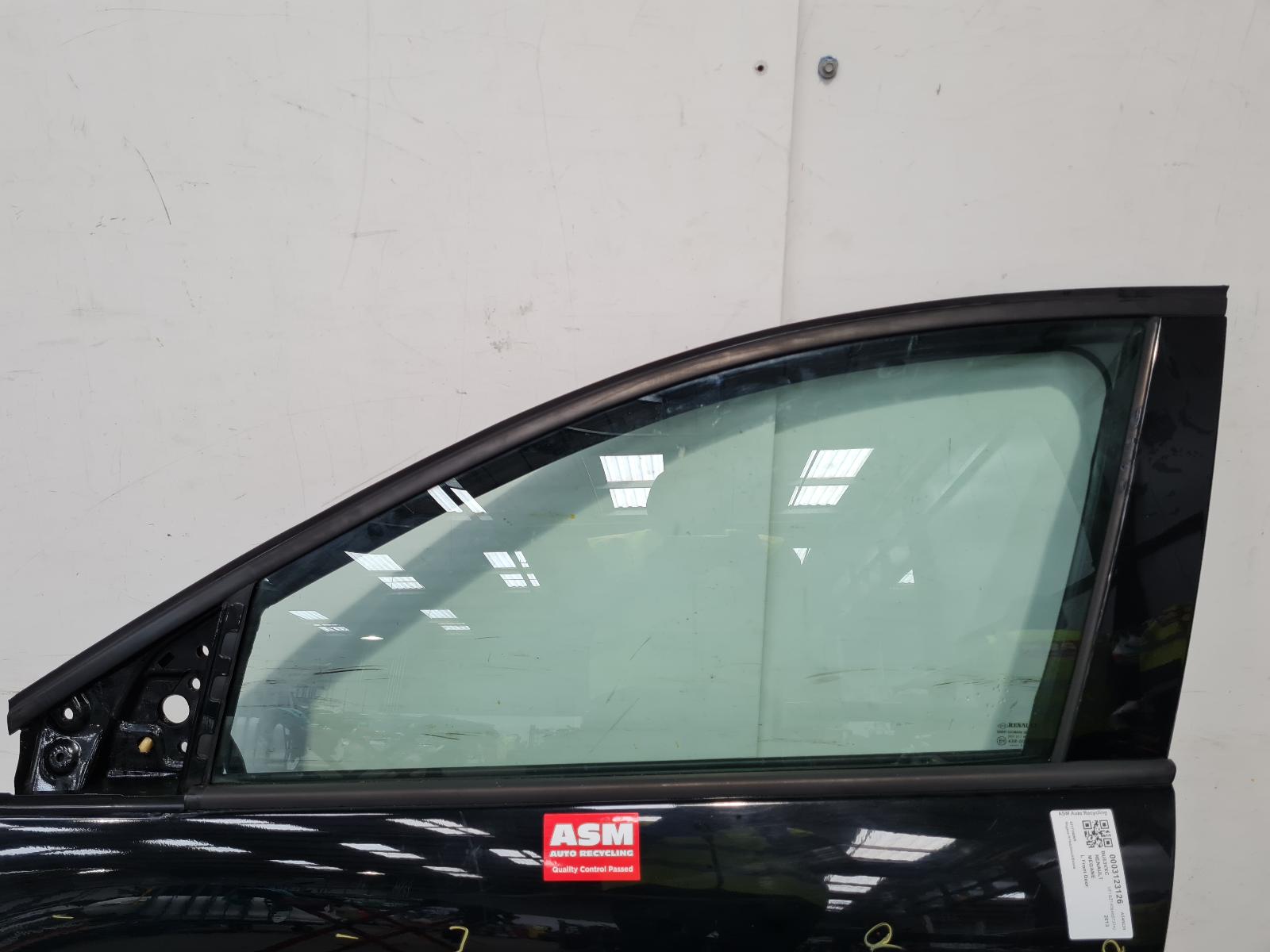 View Auto part L Front Door Renault Megane 2013