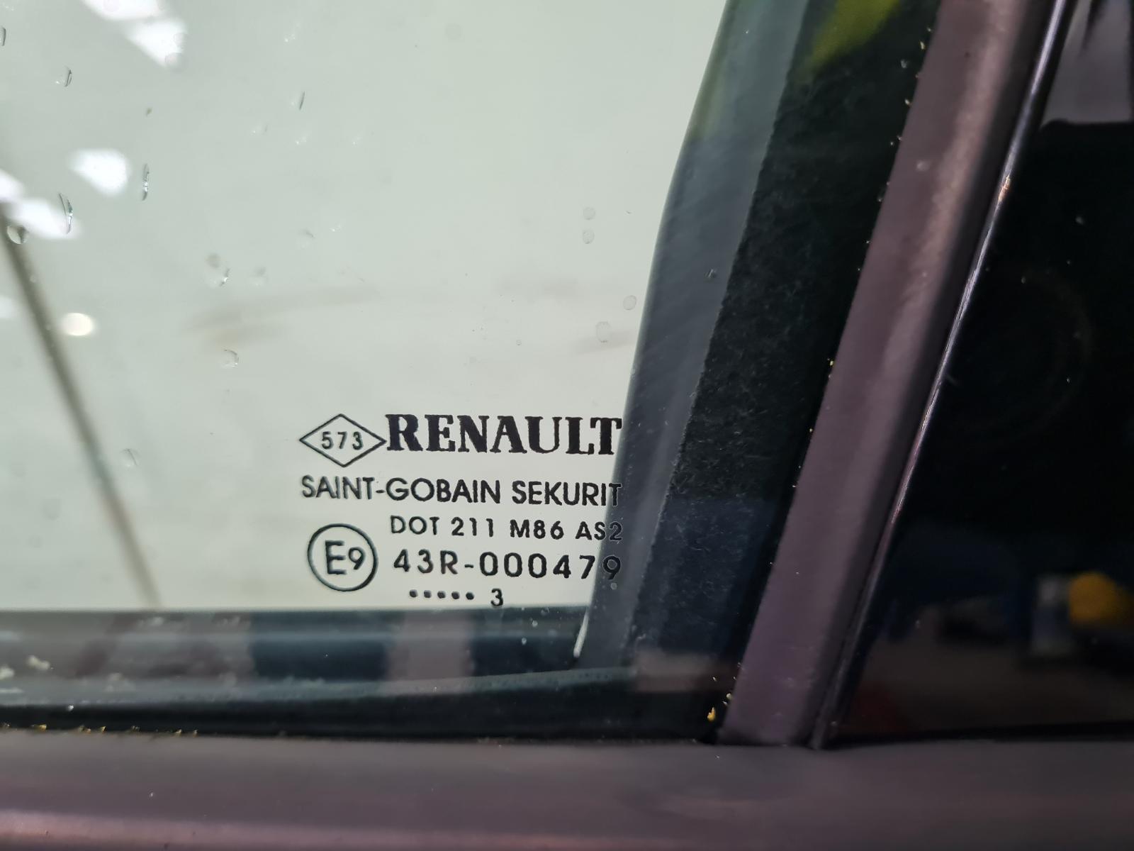 View Auto part L Front Door Renault Megane 2013