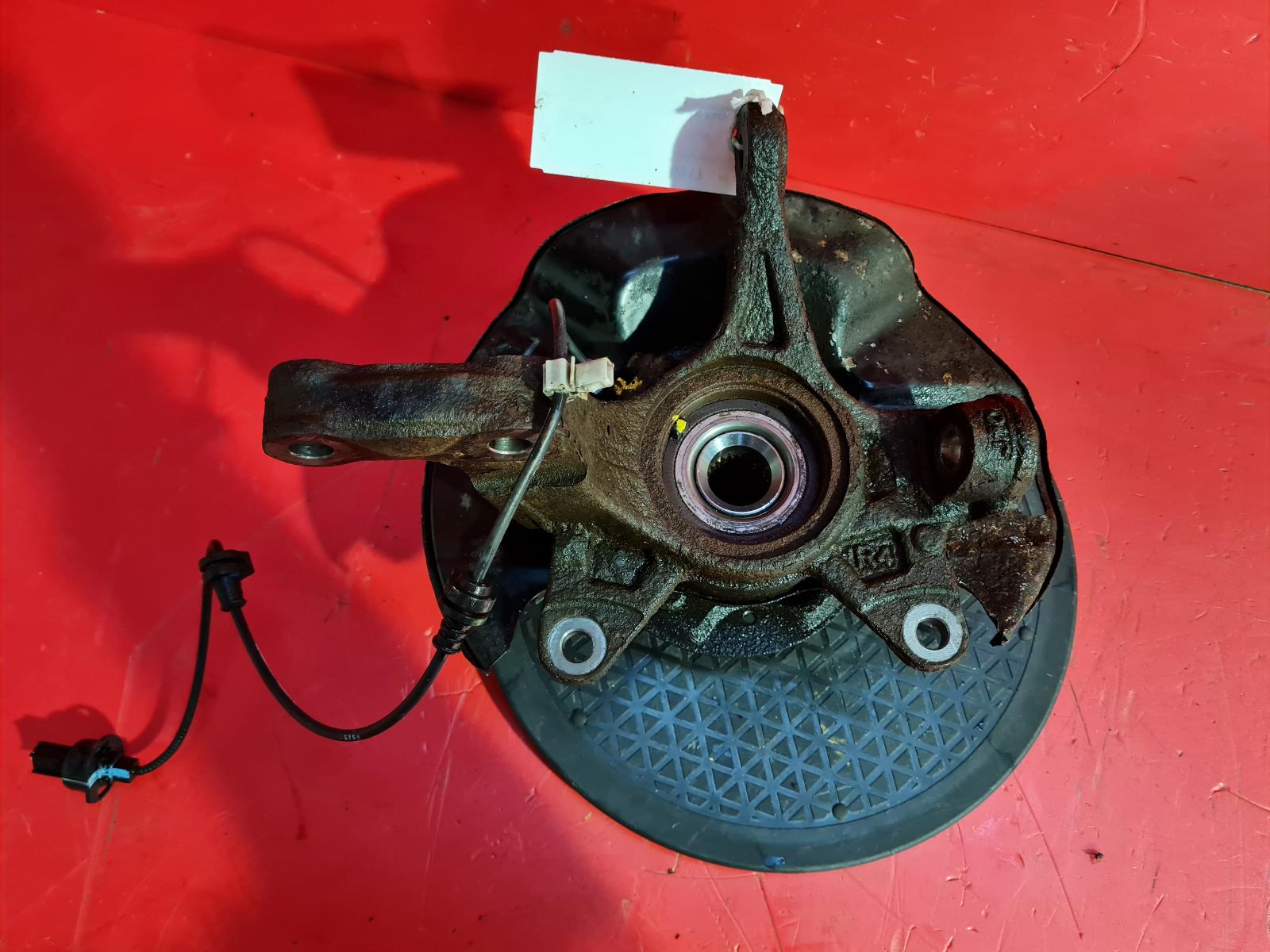 2015 Honda Jazz RF Hub/Stub Axle Assembly View Auto part RF Hub/Stub Axle Assembly Honda Jazz 2015