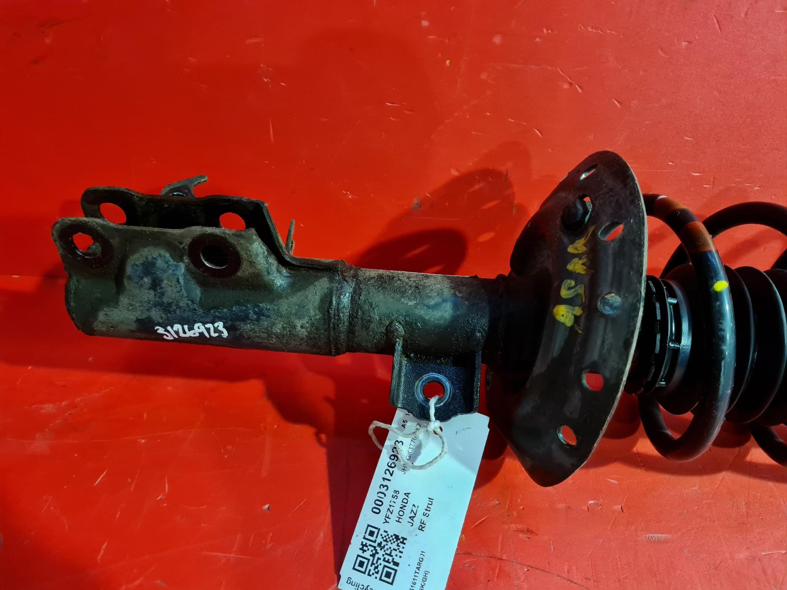 View Auto part RF Strut Honda Jazz 2015