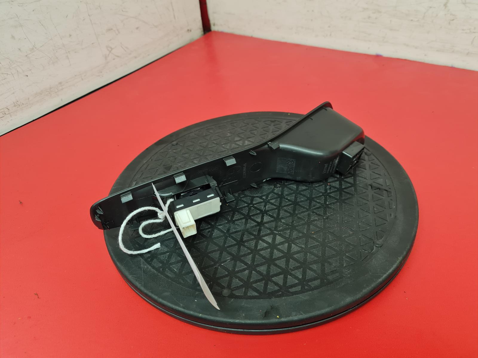 2021 Vauxhall Grandland X Elect. Window Switch View Auto part Elect. Window Switch Vauxhall Grandland X 2021