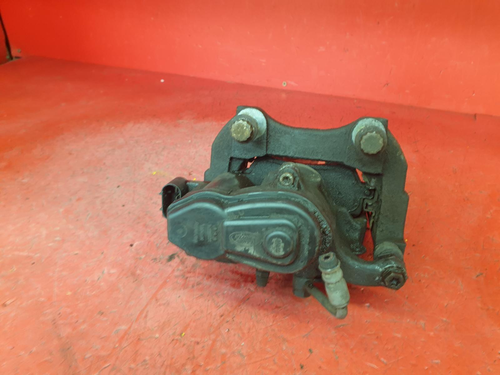View Auto part Caliper Land Rover Range Rover 2013