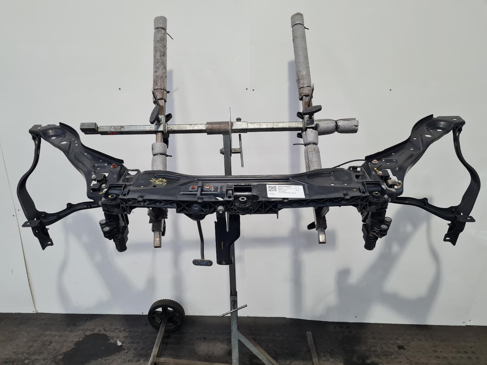 View Auto part Front Panel Mercedes E Class 2015