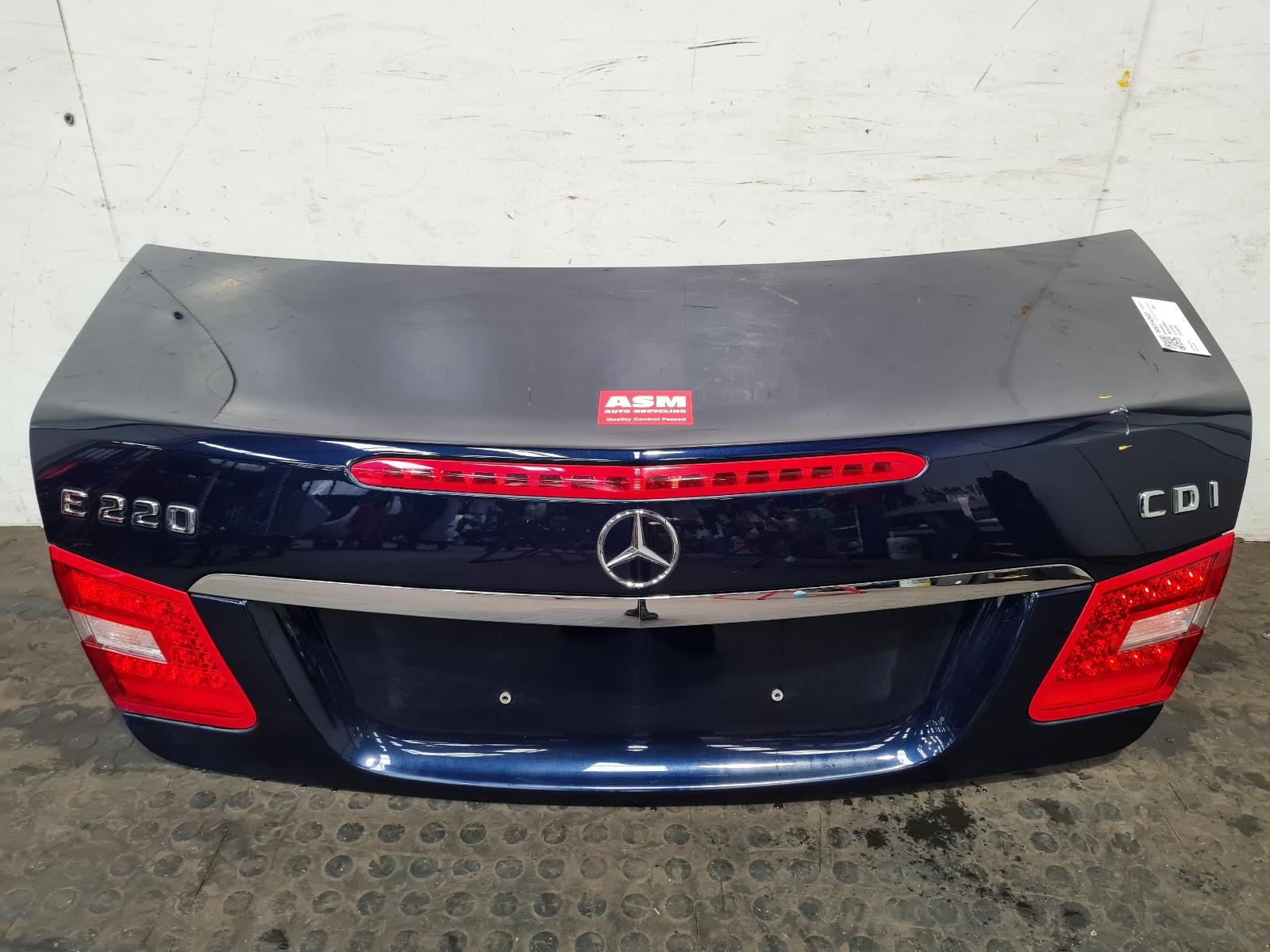 View Auto part Bootlid/Tailgate Mercedes E Class 2012