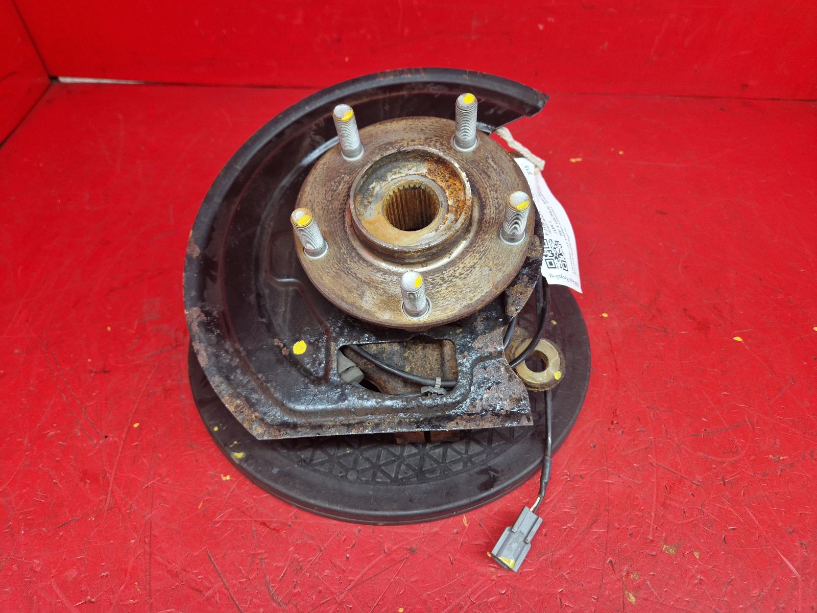 View Auto part RF Hub/Stub Axle Assembly Nissan Juke 2019