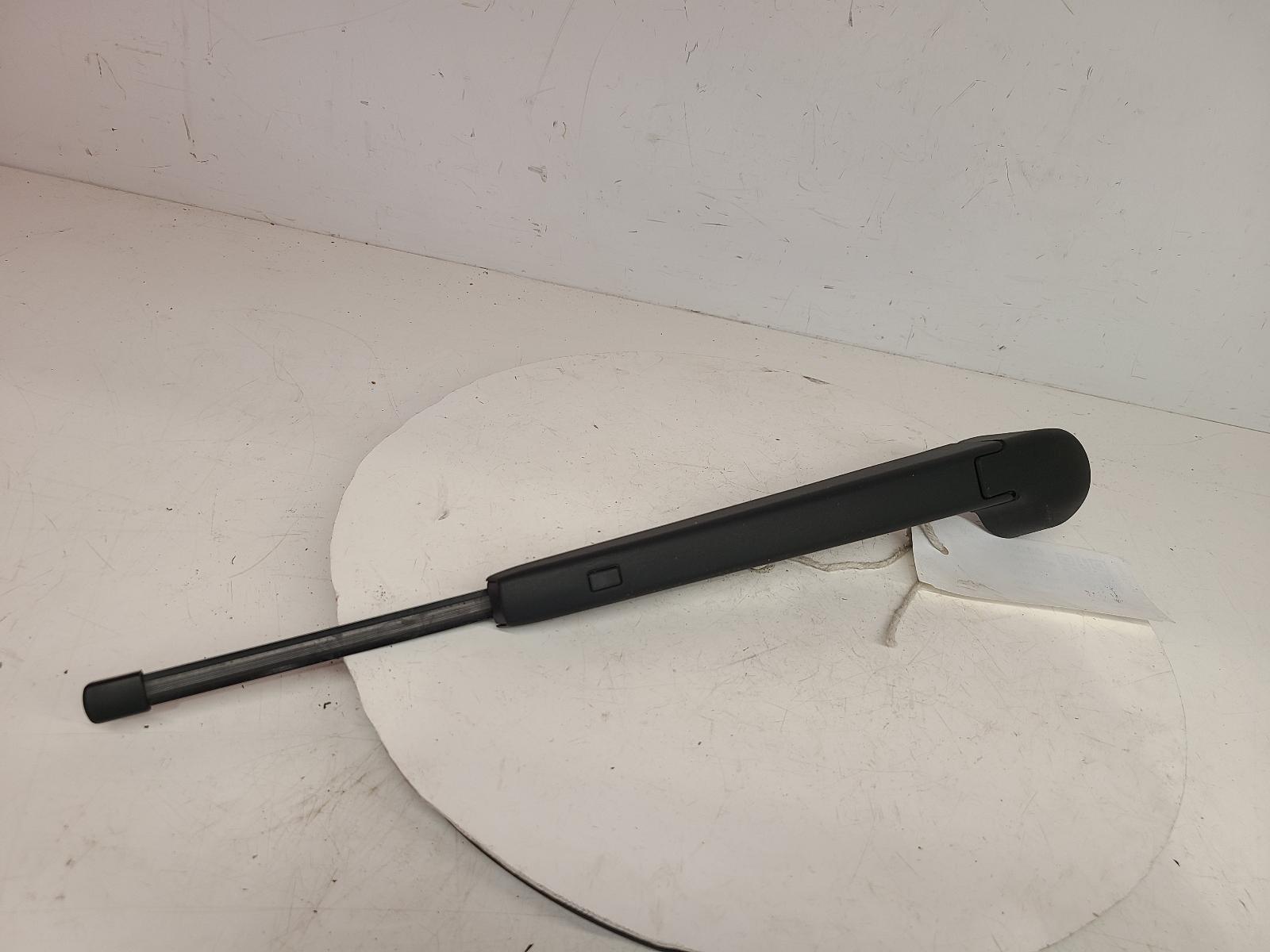 View Auto part Wiper Arm Skoda Enyaq Iv 2023