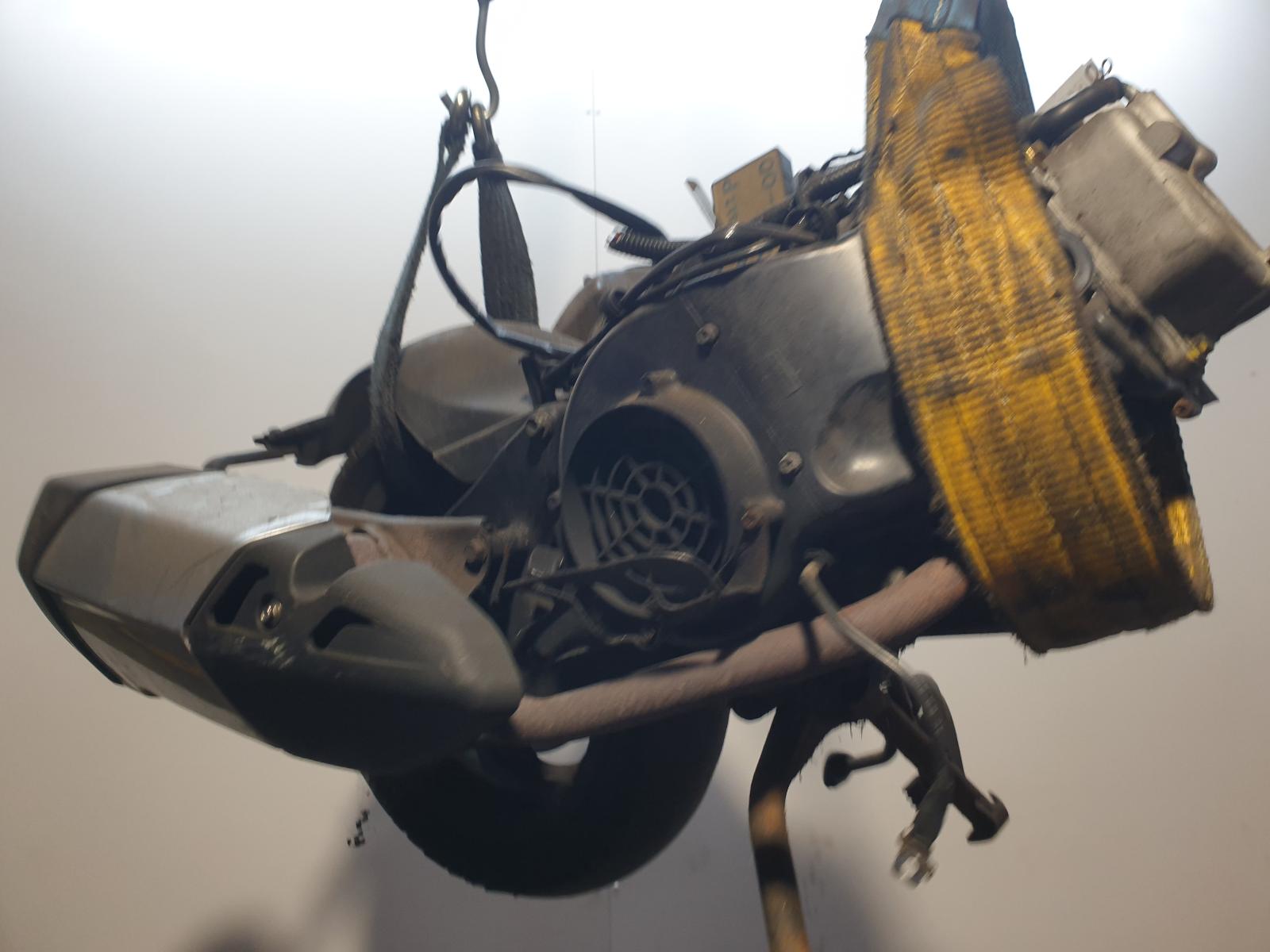 View Auto part Engine Sym Fnx 125 2020