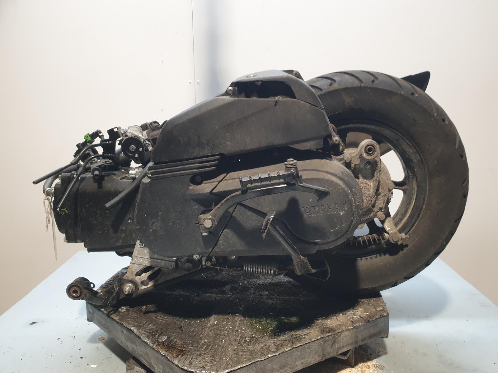 View Auto part Engine Yamaha Rayzr 125 2024