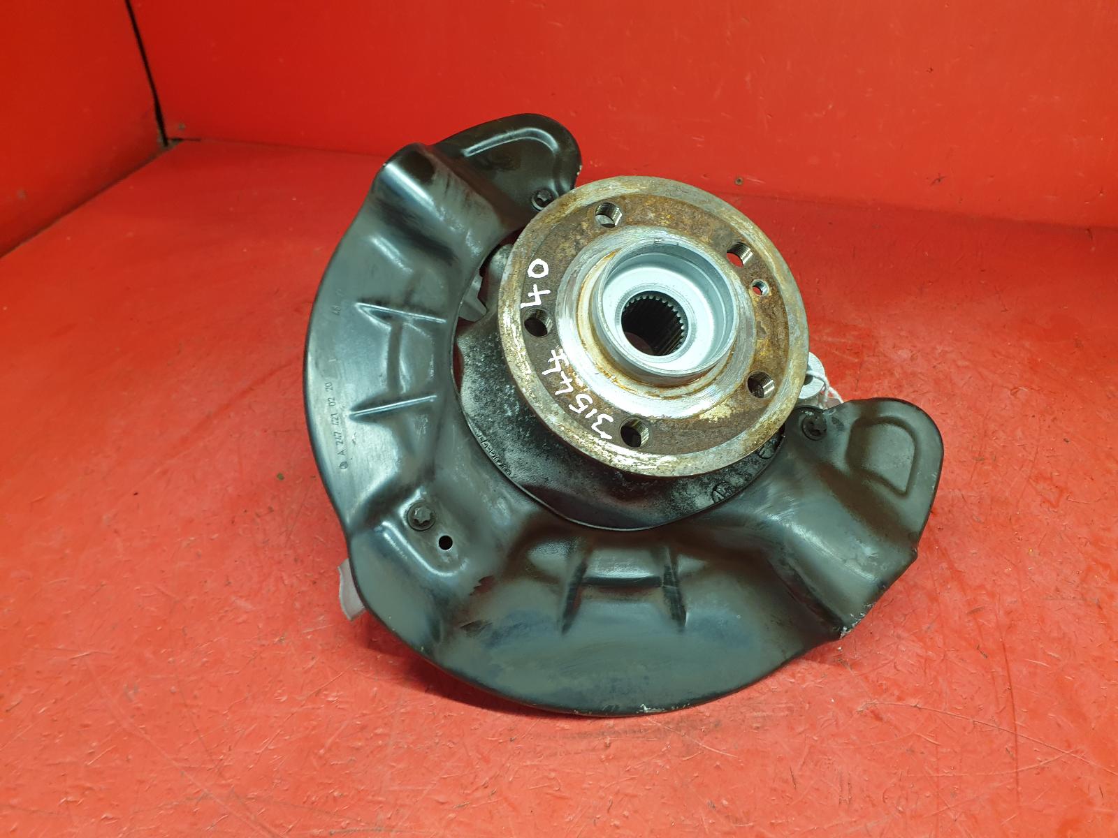 View Auto part RF Hub/Stub Axle Assembly Mercedes Cla 2023