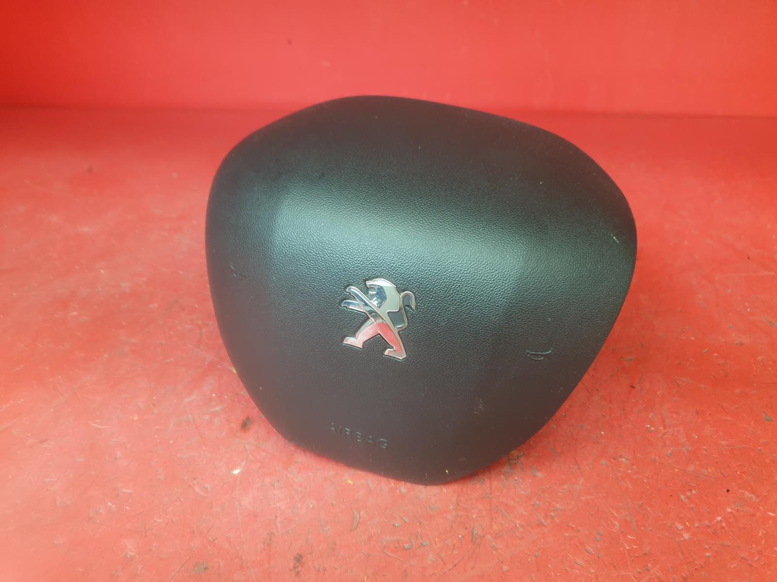 View Auto part R Air Bag Peugeot 208 2018