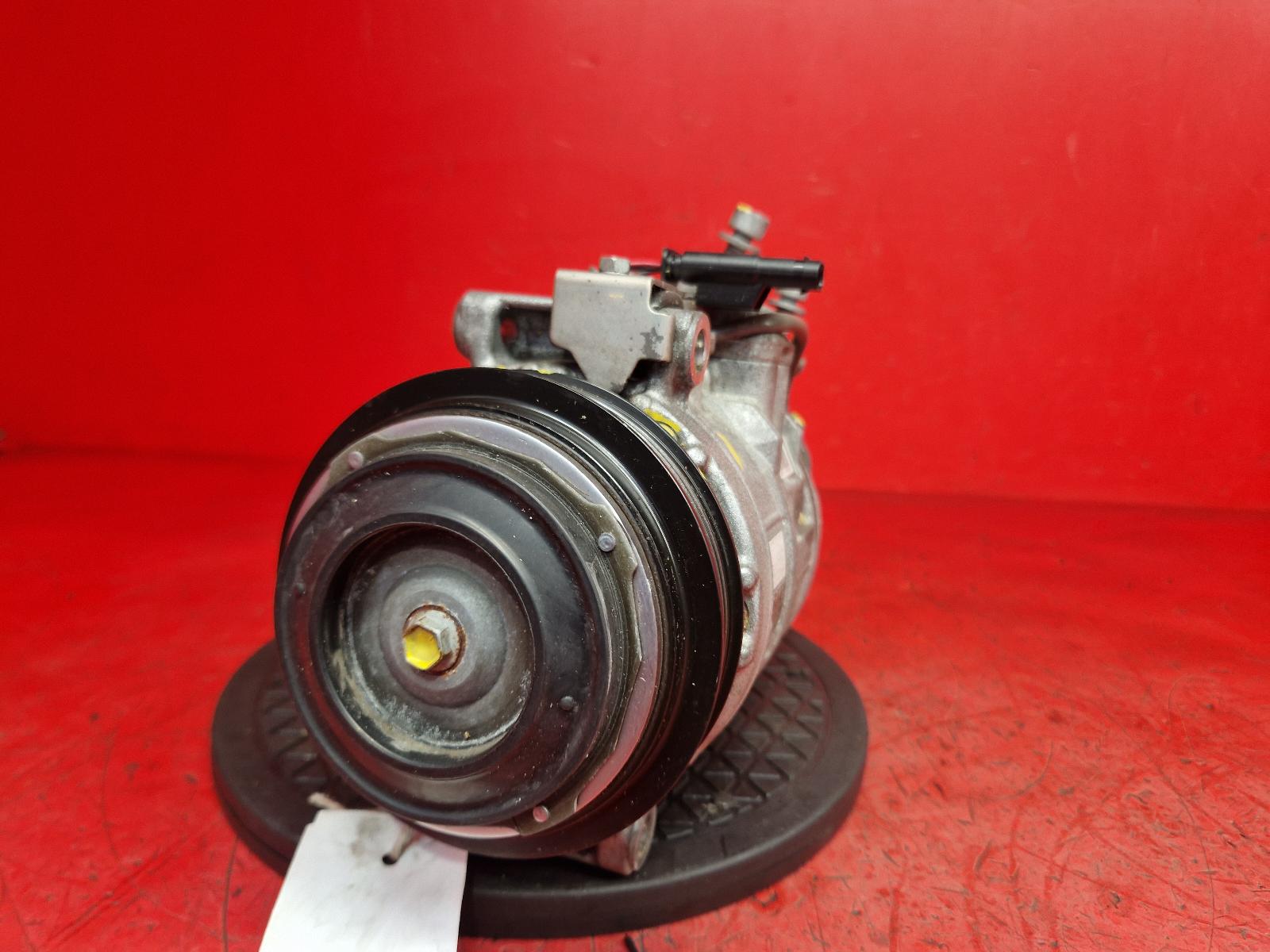 View Auto part Compressor Mercedes G Range 2021