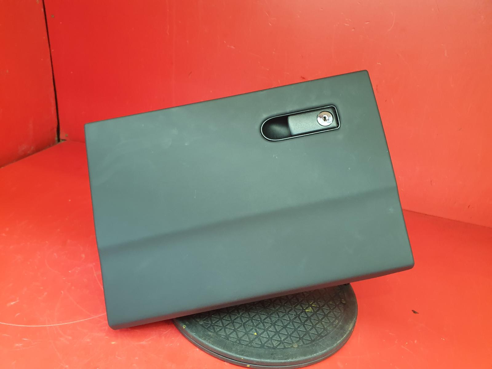 View Auto part Glove Box Mercedes G Range 2021