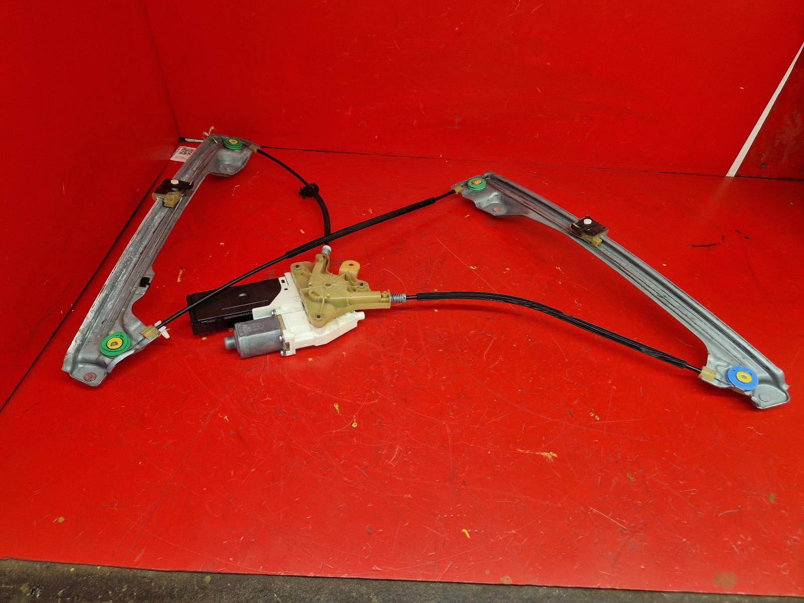 View Auto part RF Window Regulator Renault Laguna 2011