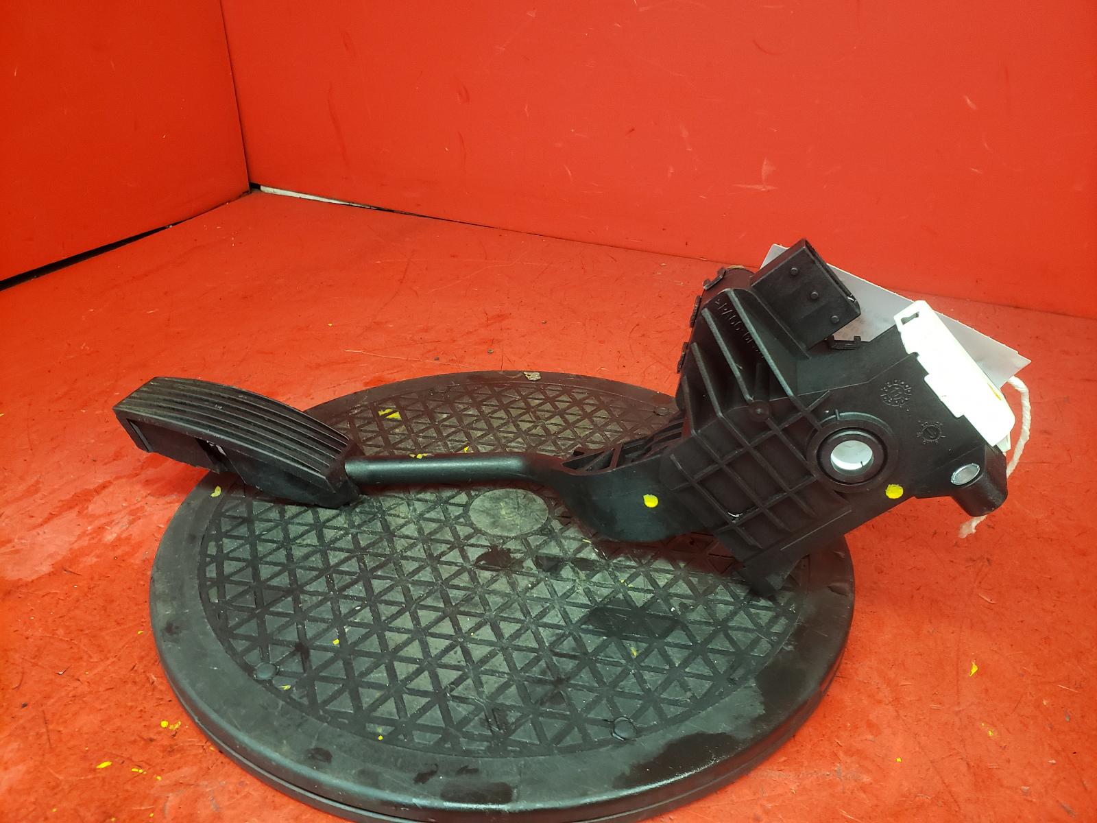 View Auto part Pedal Potentiometer Vauxhall Corsa 2012