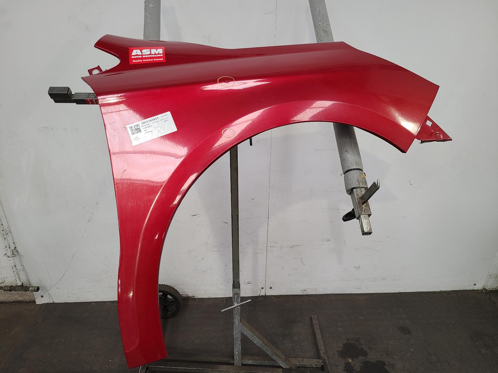 View Auto part R Wing Citroen C4 2011