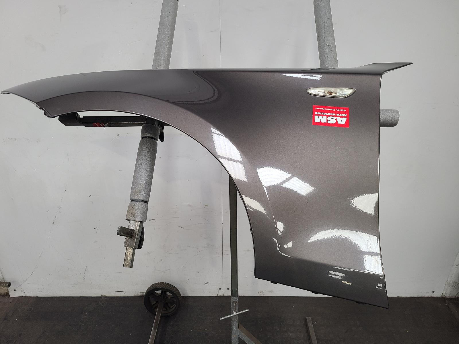 View Auto part L Wing Bmw 1 Series 2008