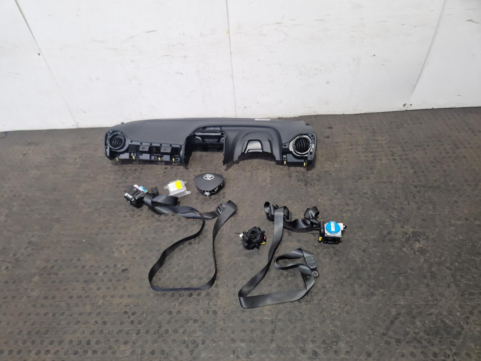 View Auto part Airbag Kit Toyota Aygo 2021