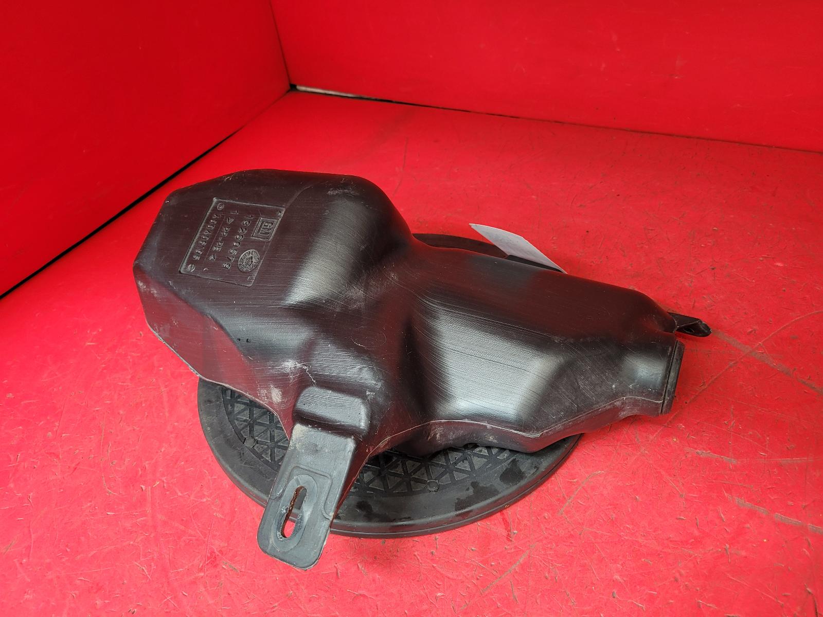 View Auto part Washer Bottle Vauxhall Astra 2010