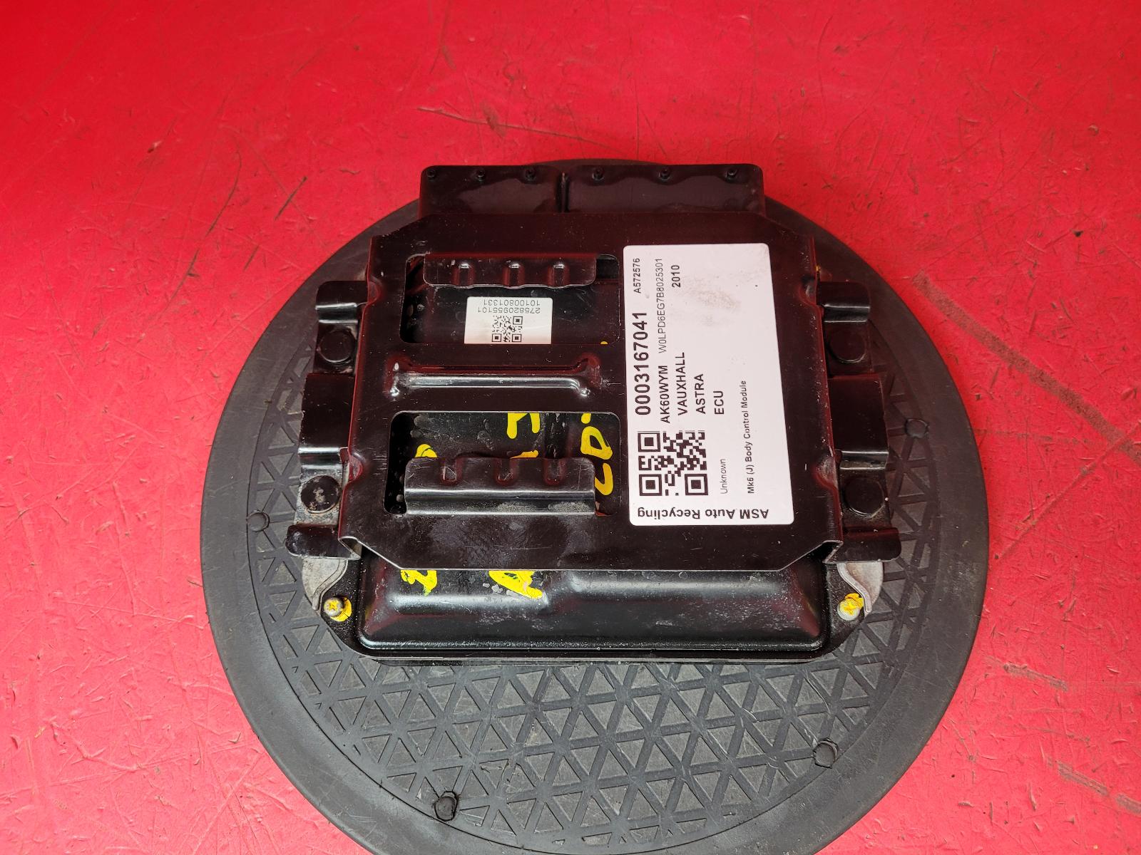 View Auto part ECU Vauxhall Astra 2010