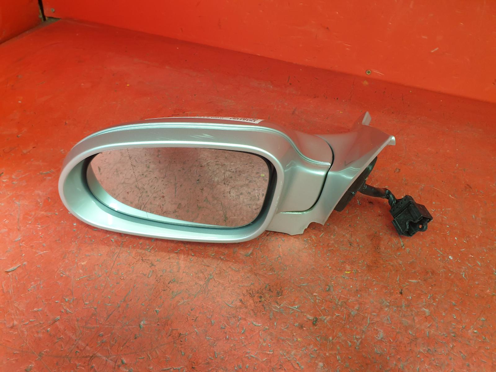 View Auto part L Door Mirror Mercedes Clk 2004