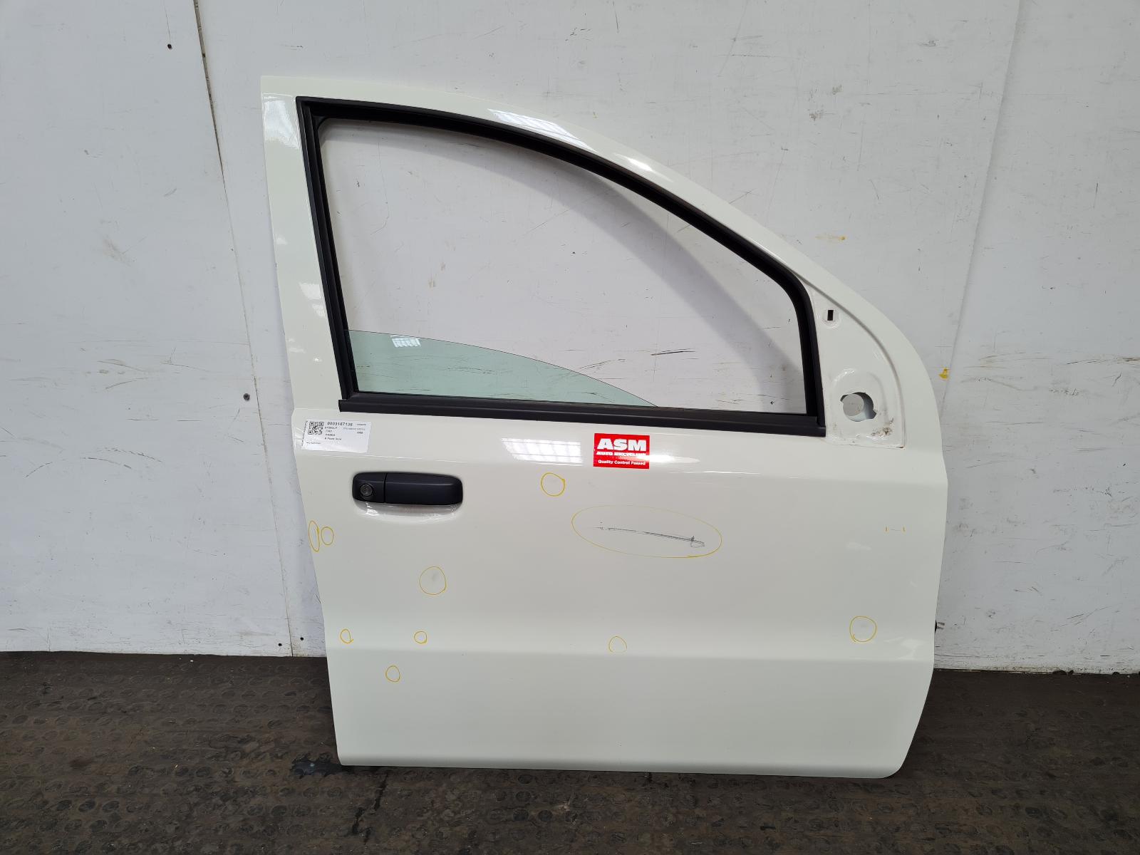 View Auto part R Front Door Fiat Panda 2008