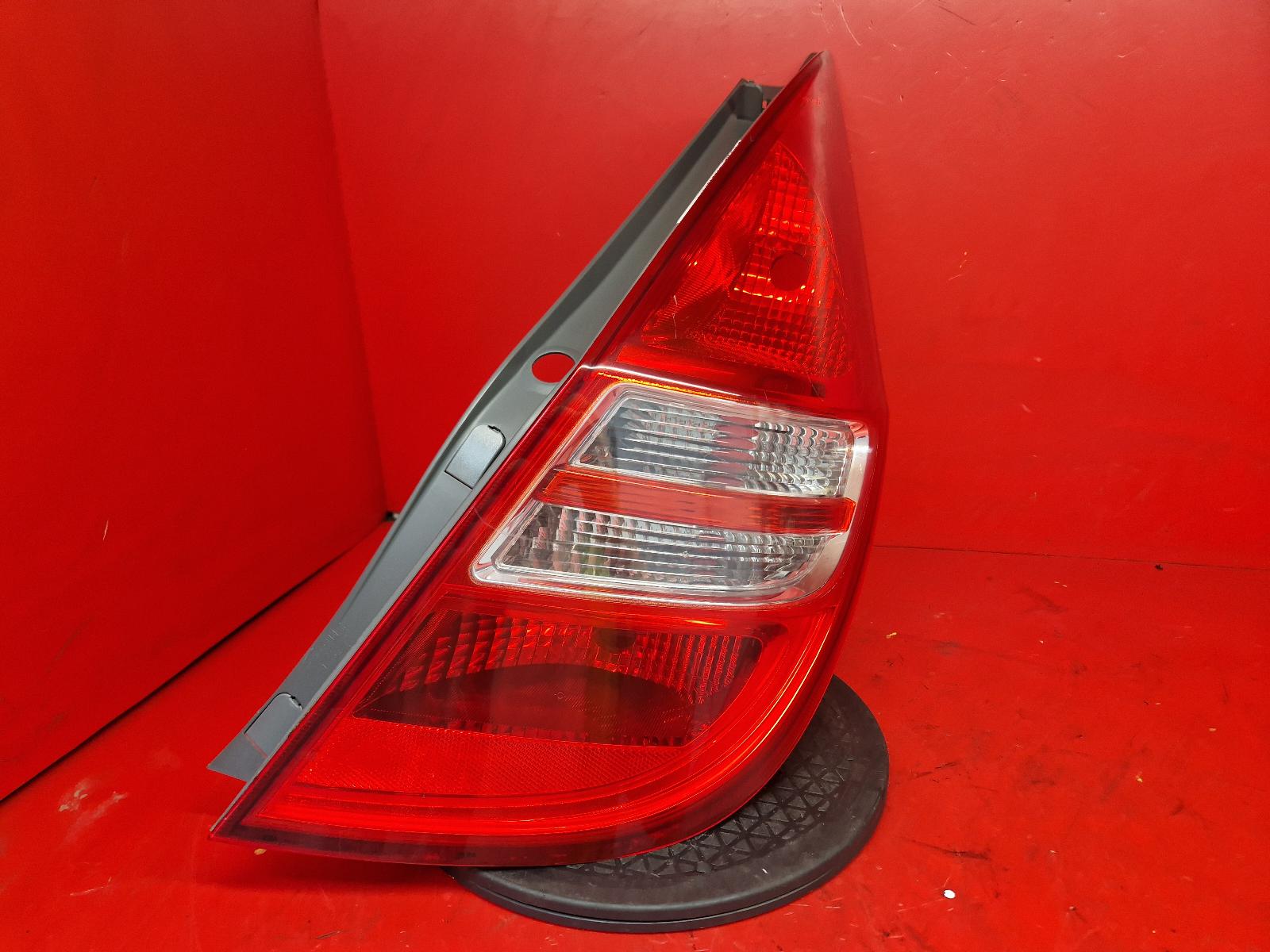 View Auto part R Taillight Hyundai I30 2007